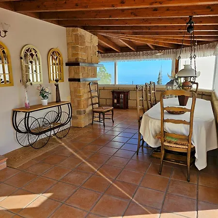 Villa Carlitos Vistas Al Mar Y A La Montaña *