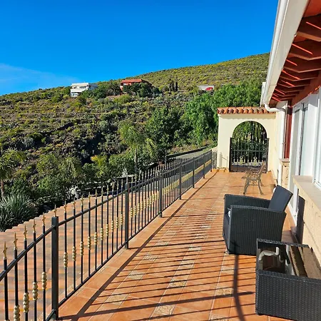 Carlitos Vistas Al Mar Y A La Montaña Villa *